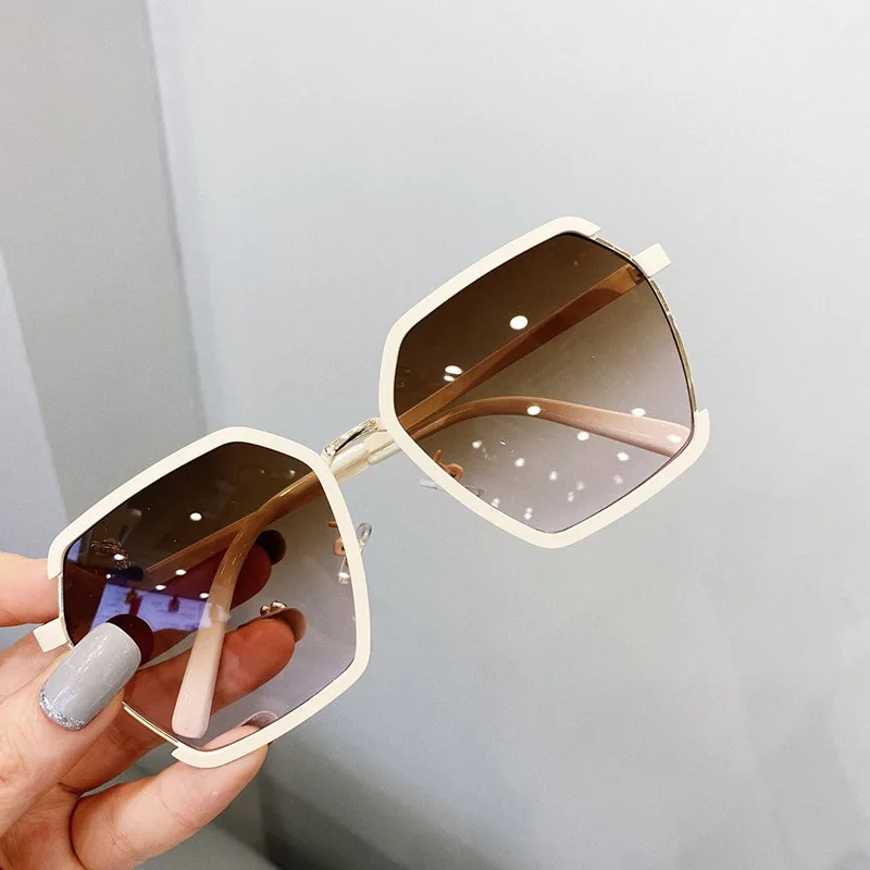 

2020 Fashion Vintage Square Shades Black Lens UV400 Brand Designer Women Sunglasses, 5 colors