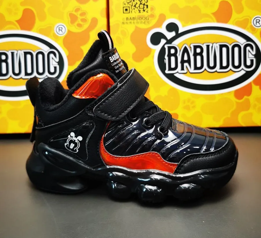 

Korean Style Fashion High Quality Kids Warm Plush Basketball Shoes Children Basketball Shoes High Neck Platform Sneakers, Pink/black/grey