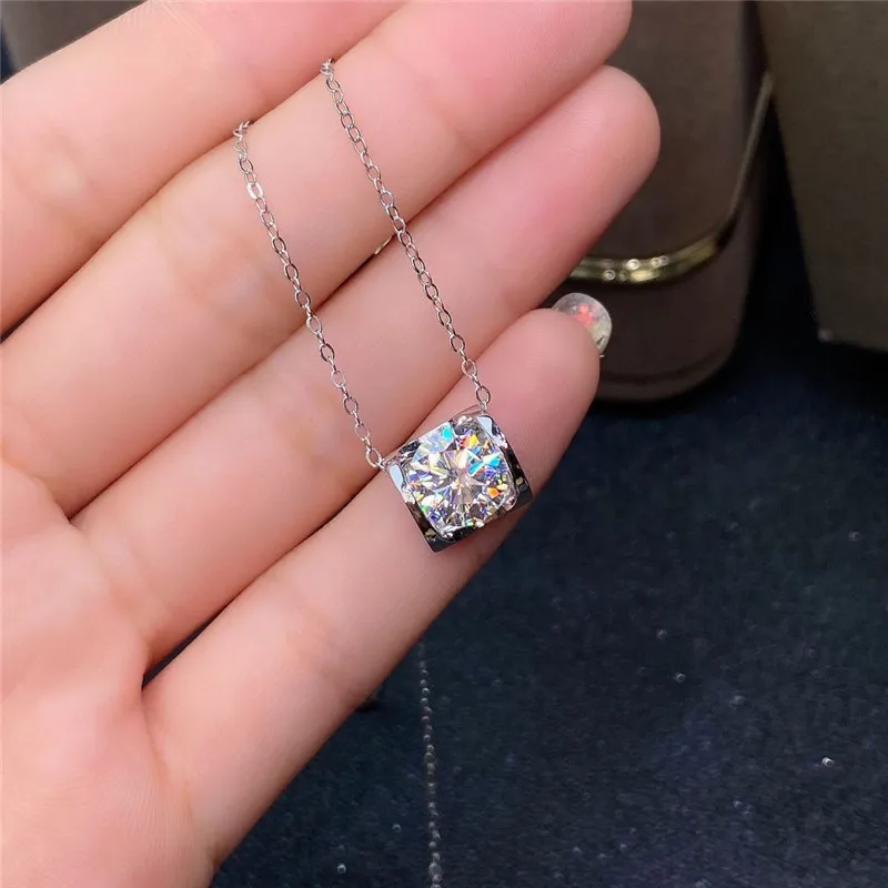 

Silver 925 Excellent Cut Diamond Test Passed 2 Carat High Quality VVS Moissanite Peach Shape Pendant Necklace Silver Jewelry