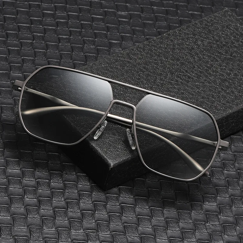 

2022 new sun glasses photosensitive al-mg double beam men's casual Photochromic glass sunglasses for fishing