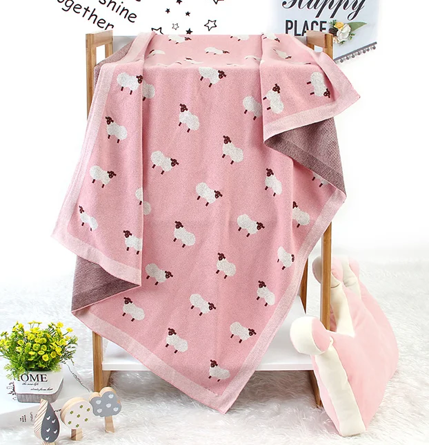 New hot selling knitted cotton blanket a good partner for baby sleeping soft and light baby blanket outdoor windproof blanket