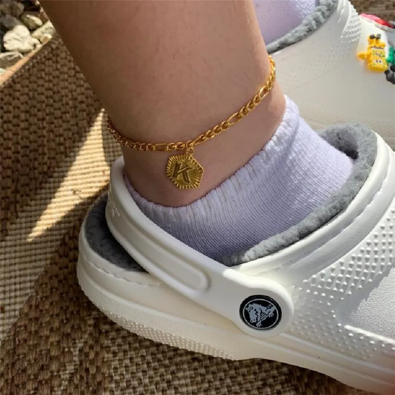 

Hongtong Hot Sale Fashion Stainless Steel Figaro Cuban Link Anklet Gold Plated 26 Initial Letter Anklets