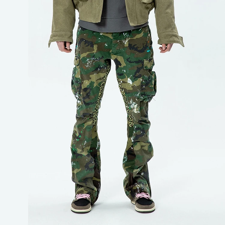 

HUNTW washed distressed camouflage stitching, deconstruction and reorganization tooling flared pants men's trousers