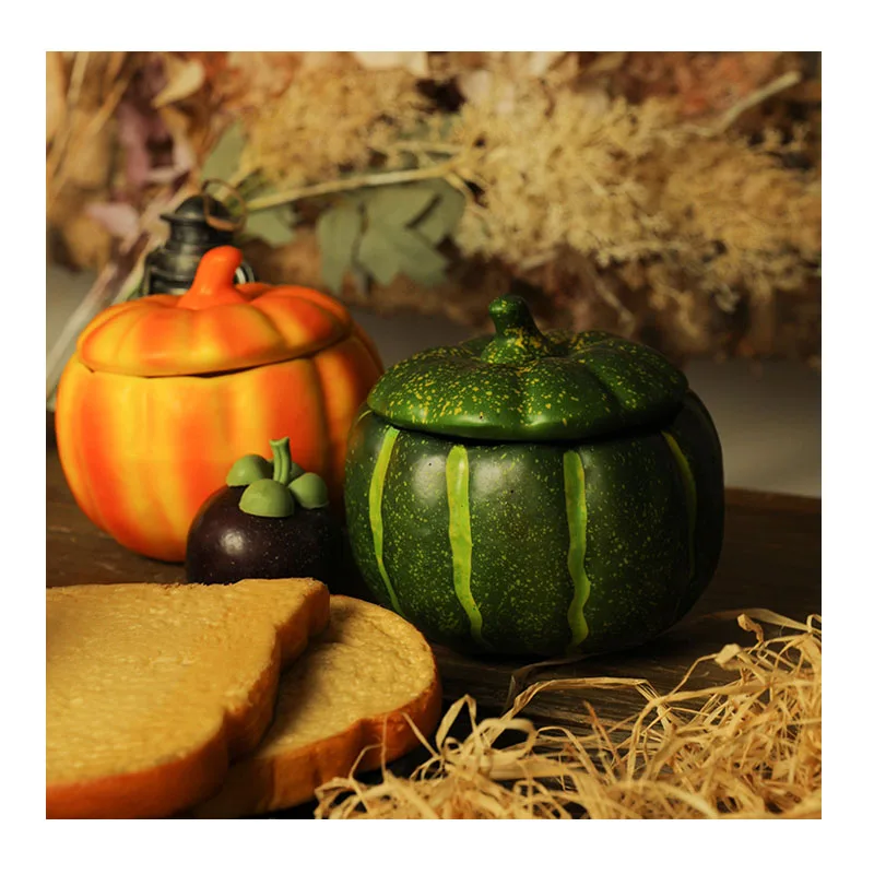 

amazon hotsale plastic Halloween Pumpkin Candy Jar Handpainting Dolomite Halloween Canister Pumpkin Cookie Jar, Four colors