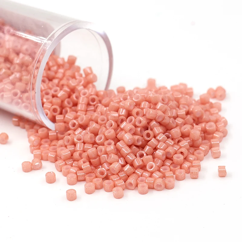 

Factory Stock Wholesale Provides a Variety of Color Options 11/0 Delica Japan Miyuki Glass Seed Beads