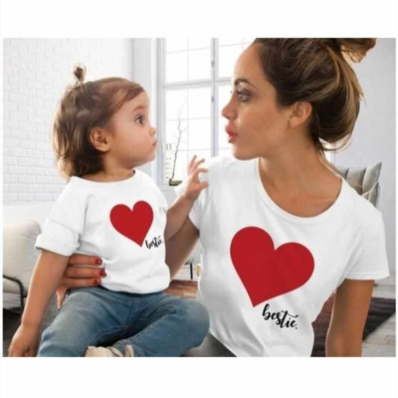 

Parent-child family wear Love Letters Print Round Neck Short Sleeve T-shirt