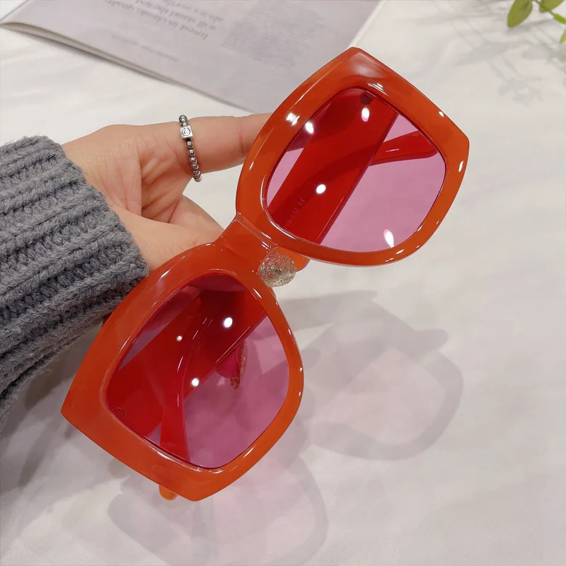 

Newest Classic Sunglasses Fashion Outdoor Shades Vintage Candy Color Gradient Fashion Jelly Classic Candy Color Sunglasses, Mix color or custom colors