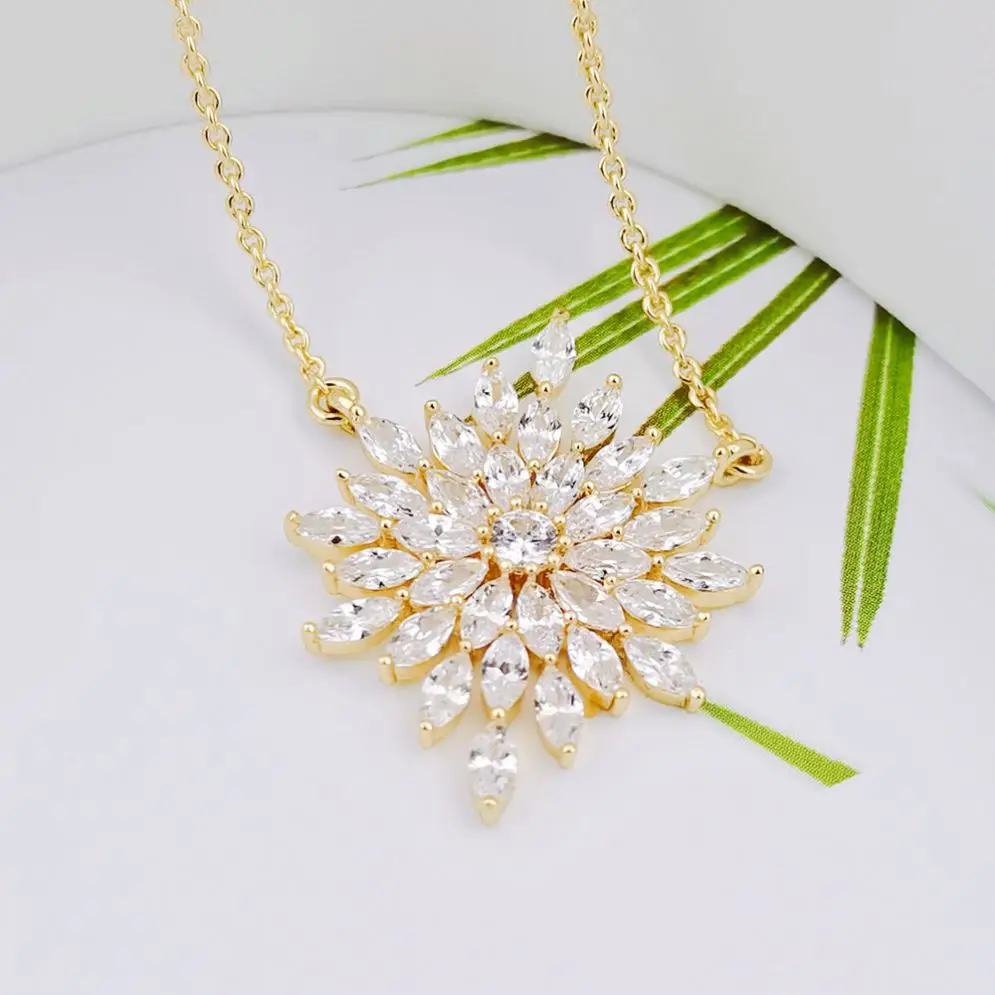 

YN10068 Jewelry Indian Snowflake Clear Cubic Zirconia 18K Gold Plated Luxury 925 Sterling Silver Brass Necklace for girl