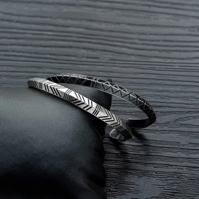 

2021 Vintage Men's trendy adjustable bangle cuff stainless steel, Picture