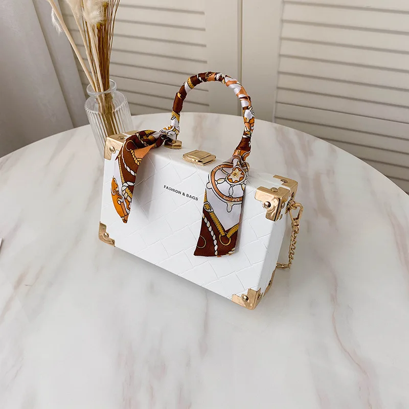 

Wholesale Ladies Fashion Purses and Handbags, As picture
