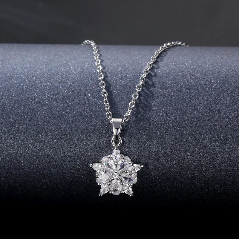 

Wish Best Selling Bling Bling Cubic Zircon Cherry Blossom Necklaces Crystal Rhinestone Flower Star Clavicle Chain Necklaces
