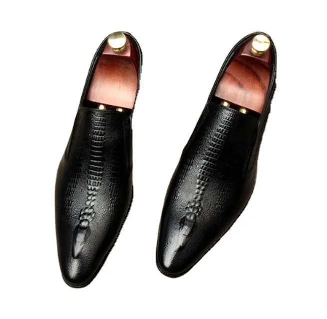 

Formal pointed-toe men's shoes, made of genuine leather, set feet, high-end wedding, embossed crocodile pattern, large size 46