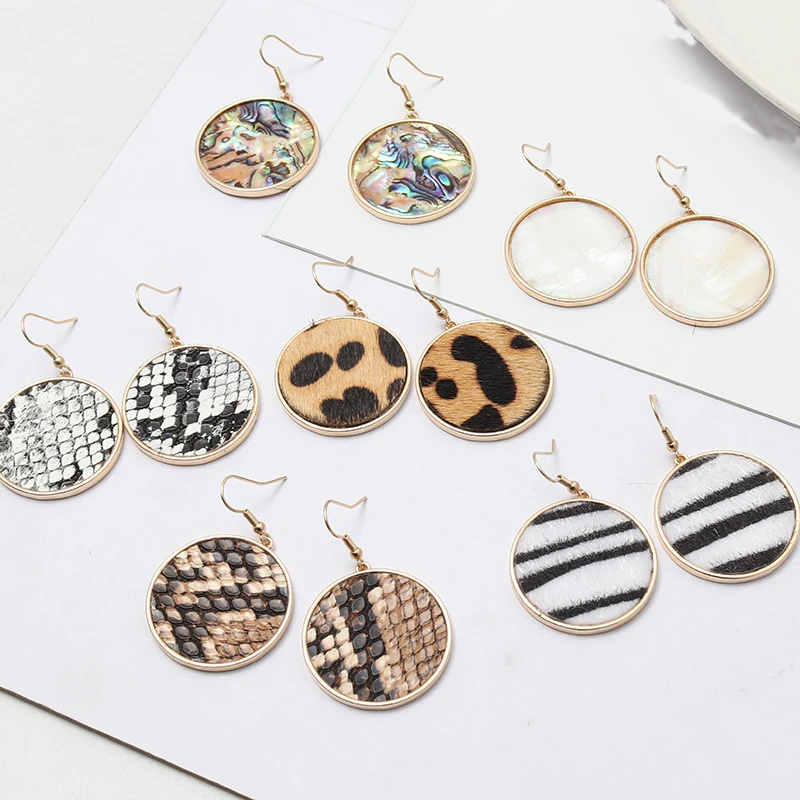 

Wholesale Round Drop Shell Disc Geometric Pu Leather Jewelry Leopard Earrings