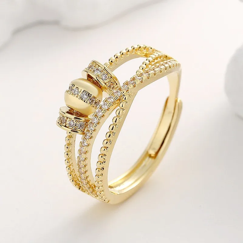 

Wholesale Women Fashion Jewelry 18k Gold Plated Zircon Spinning Rings Rotating Butterfly Beads Adjustable Anxiety Ring For Gift