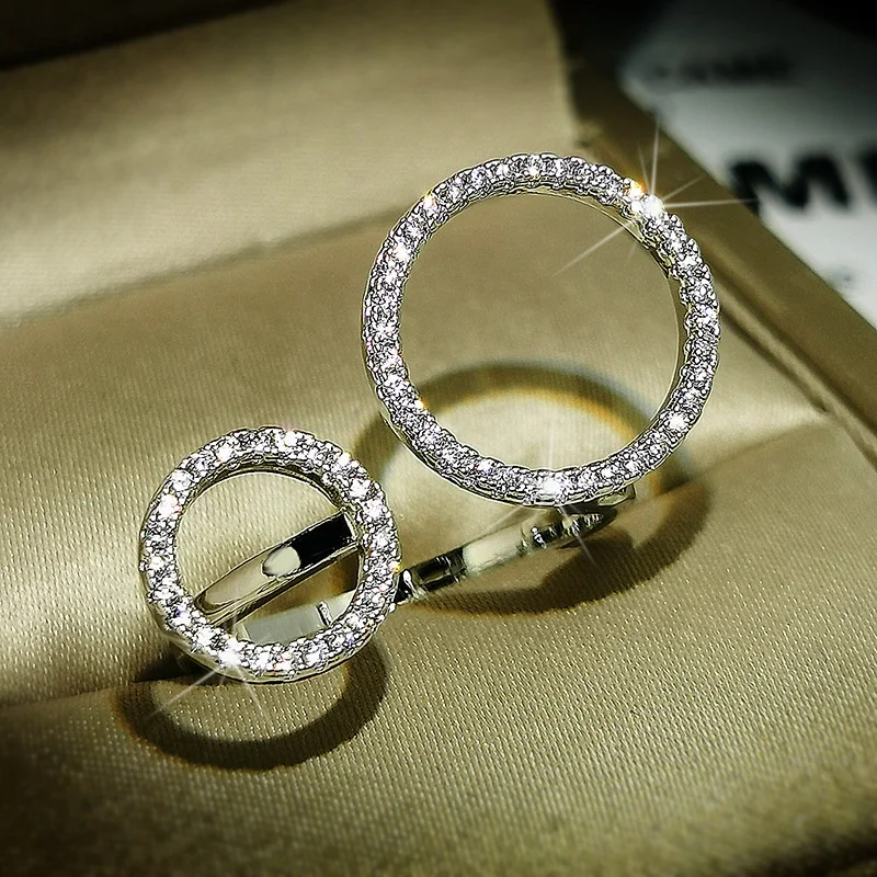 

Round-shaped Female Charm Fashion Opening Ring Wholesale Engagement Ring