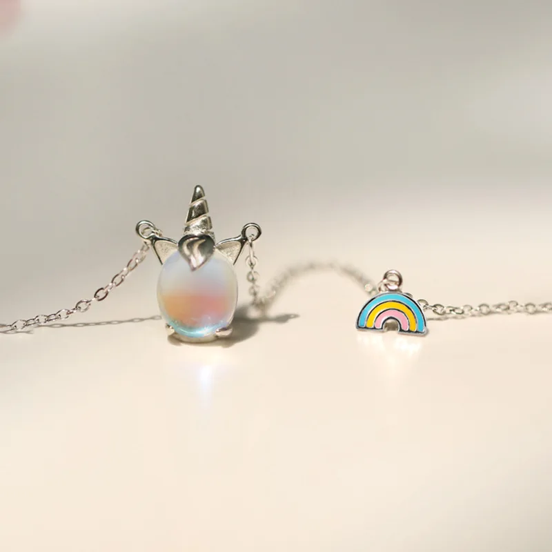 

Aimgal Jewelry S925 silver moonlight stone necklace dreamy rainbow unicorn pendant necklace for women