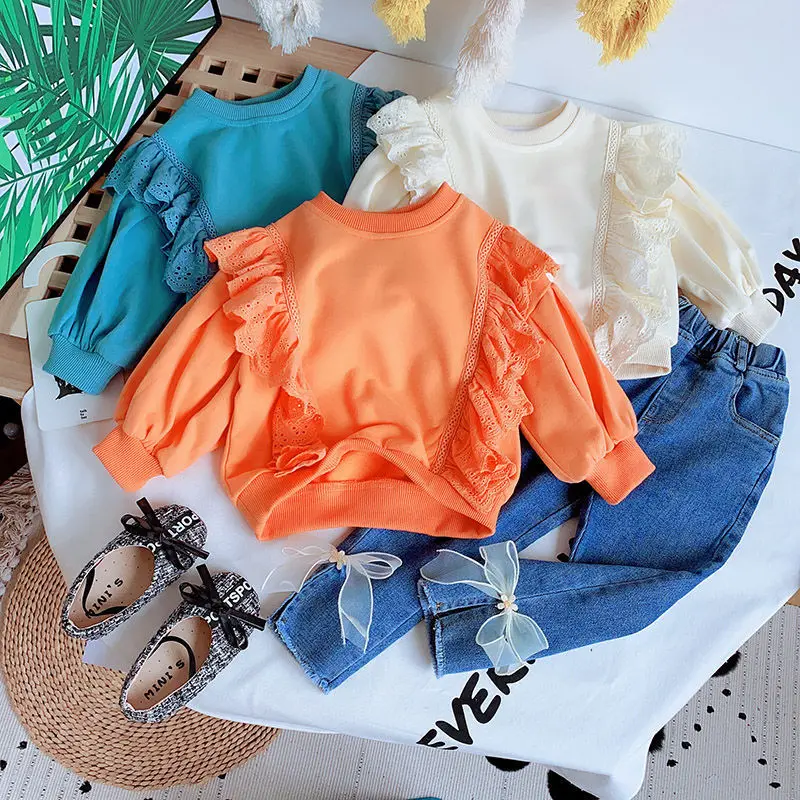 

2021 New Baby Girl Sweet Lace Pleated Long-sleeved T-shirt Girl Princess Sweatshirt Clothes Children Sweater Top Wear 2-8Y
