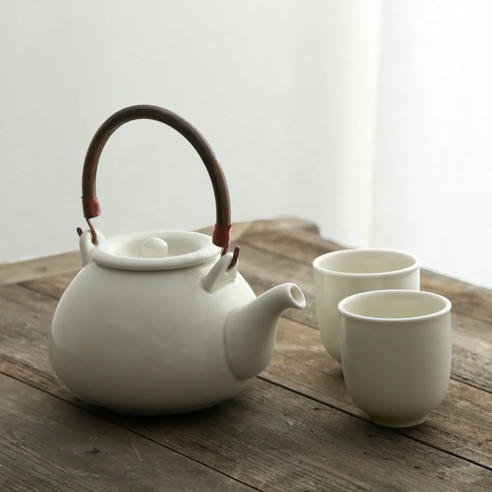 

Factory Direct Wholesale Japanese Eco Friendly Ceramic Kettle Porcelain Coffee Tea Pot And Tea Cups Set