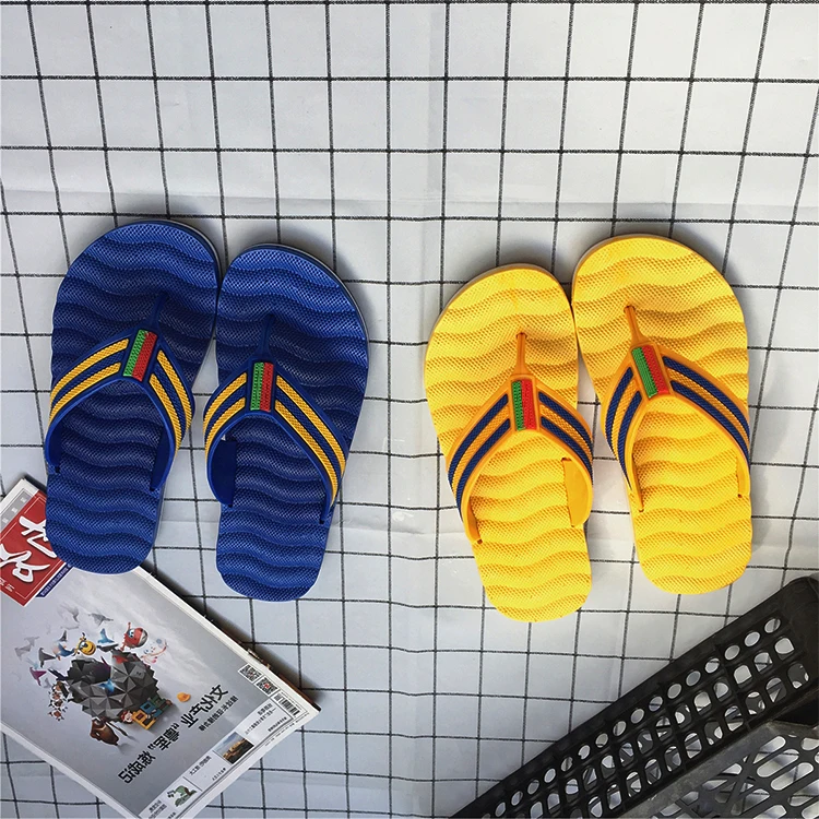 

latest design fancy summer eco friendly custom made cheap promotion PVC yellow flip flops 2020