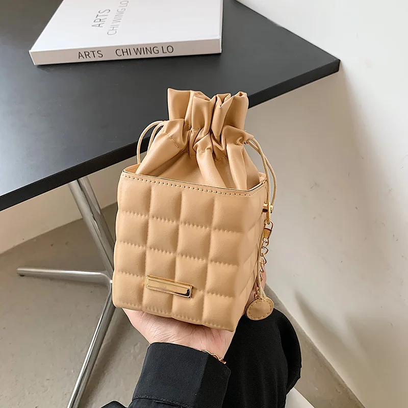 

New arrivals 2022 Fall PU Leather Bucket bag Drawstring Handbags for Women Purses crossbody