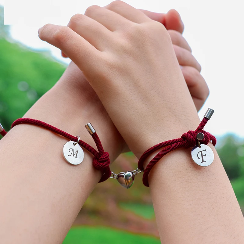 

2pcs Custom 26 letters Initial Name Charm Bracelet Heart Magnet Attract Couple Bracelet friendship lover Gift