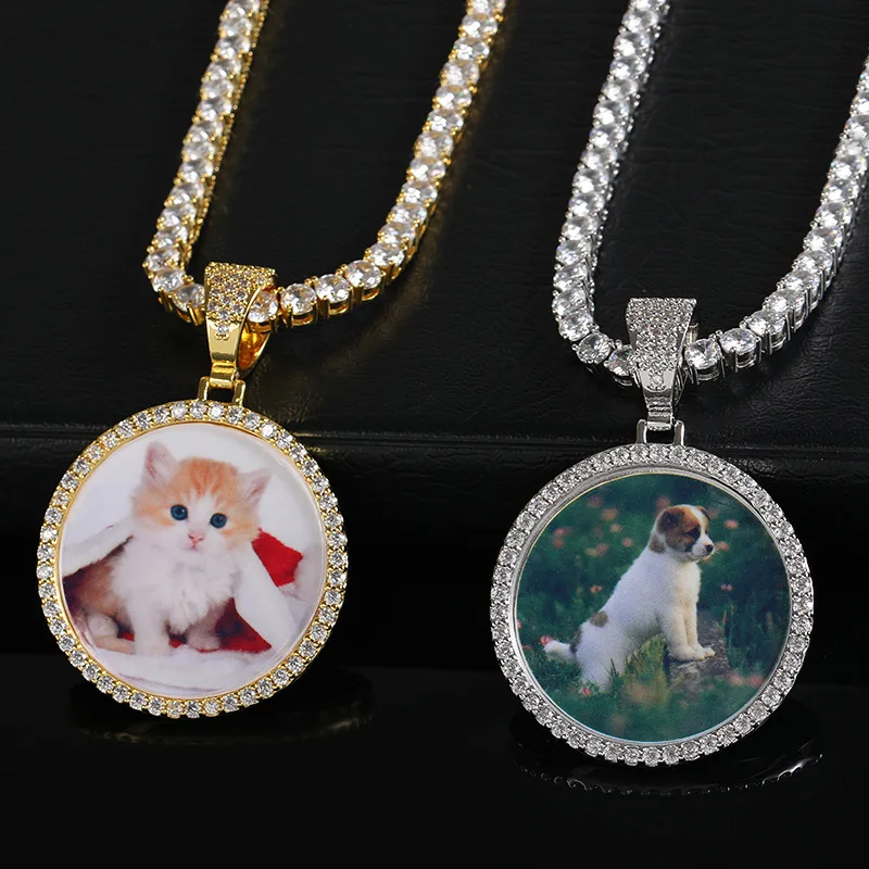 

Statement Memory Custom Photo Necklace Zircon Diamond Hip Hop Round Solid Photo Pendant, Gold/platinum color