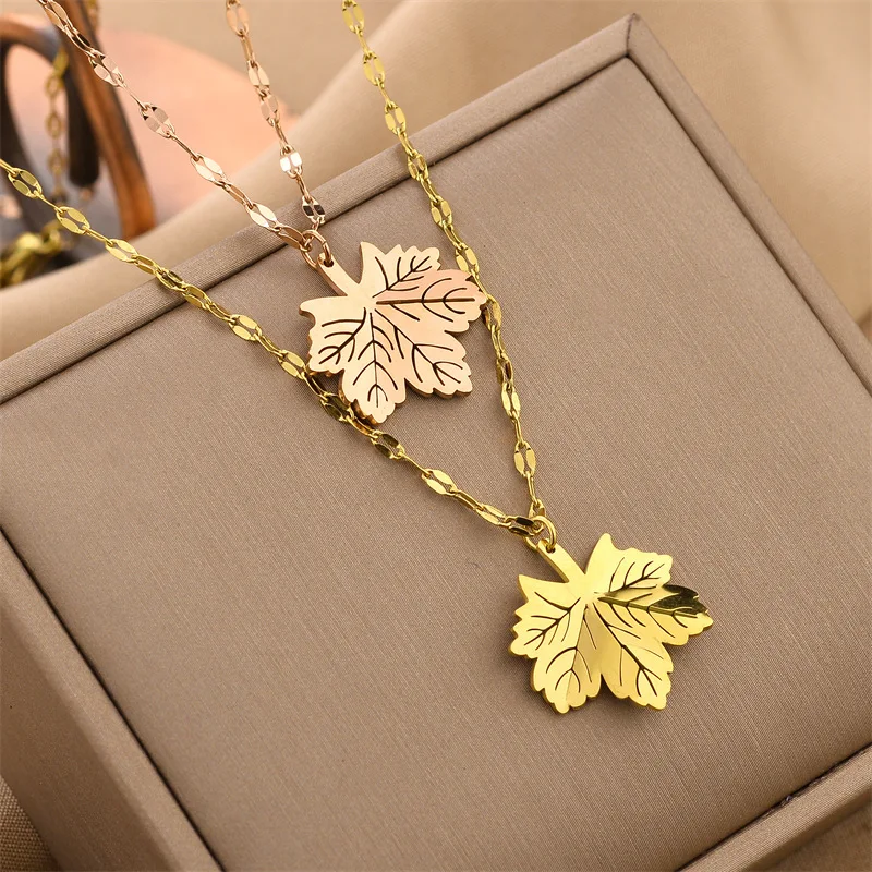 

Sailing Jewelry Newest Gold Plated Maple Leaf Pendant Necklace Simple Vintage Titanium Steel Maple Leaf Necklace