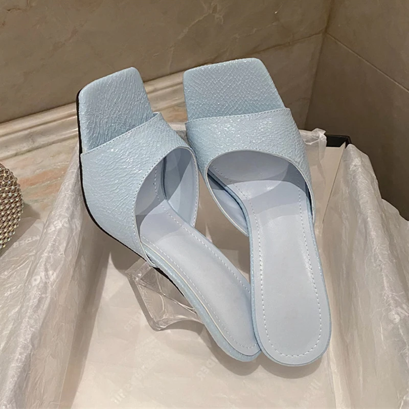 

New Arrived Sweet Candy Color Slippers 2022 Summer Sexy Peep Toe Clear Crystal Hoof High Heels Nightclub Party Shoes