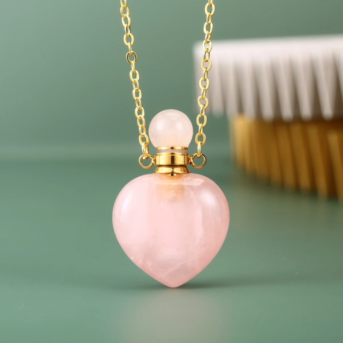 rose bloom energy of heart shape healing natural crystals stone pendant necklace essential Oil perfume bottle necklace jewellery, Different color is available