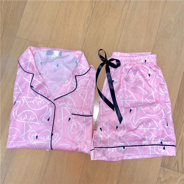 

2021 New Arrival Summer Women Custom Flamingo Printed Silk Satin Pjs Short Sleeve Luxury Satin Pajama Pyjamas Sleepwear Set