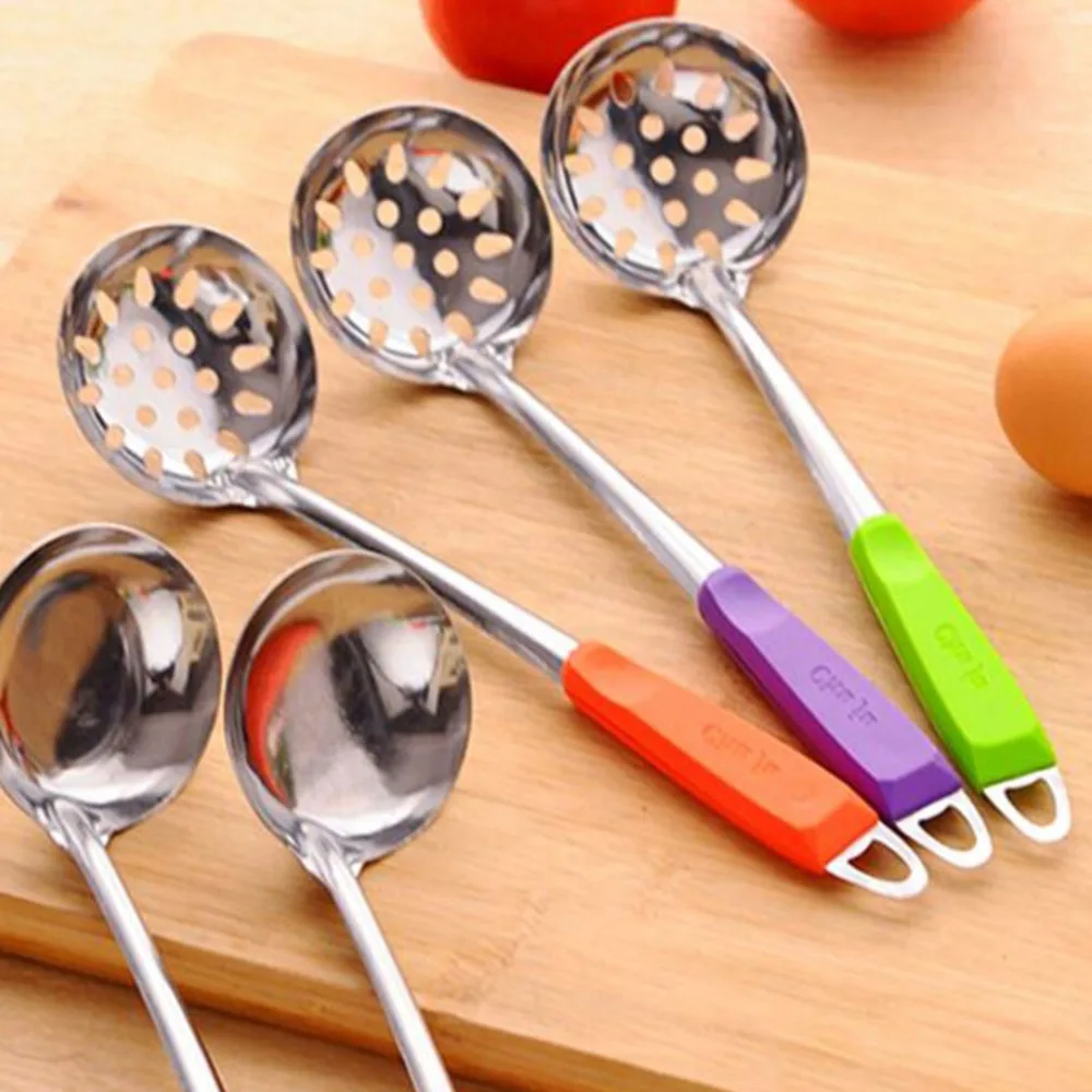 

Handle Wall Hanging Stainless Steel Skimmer Strainer Soup Spoon Soup Ladle Kitchen Gadgets Candy Color Cooking Tools Accessories, As photo