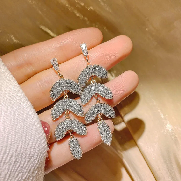 

fashion jewelry trendy crystal drop dangle leaf earrings