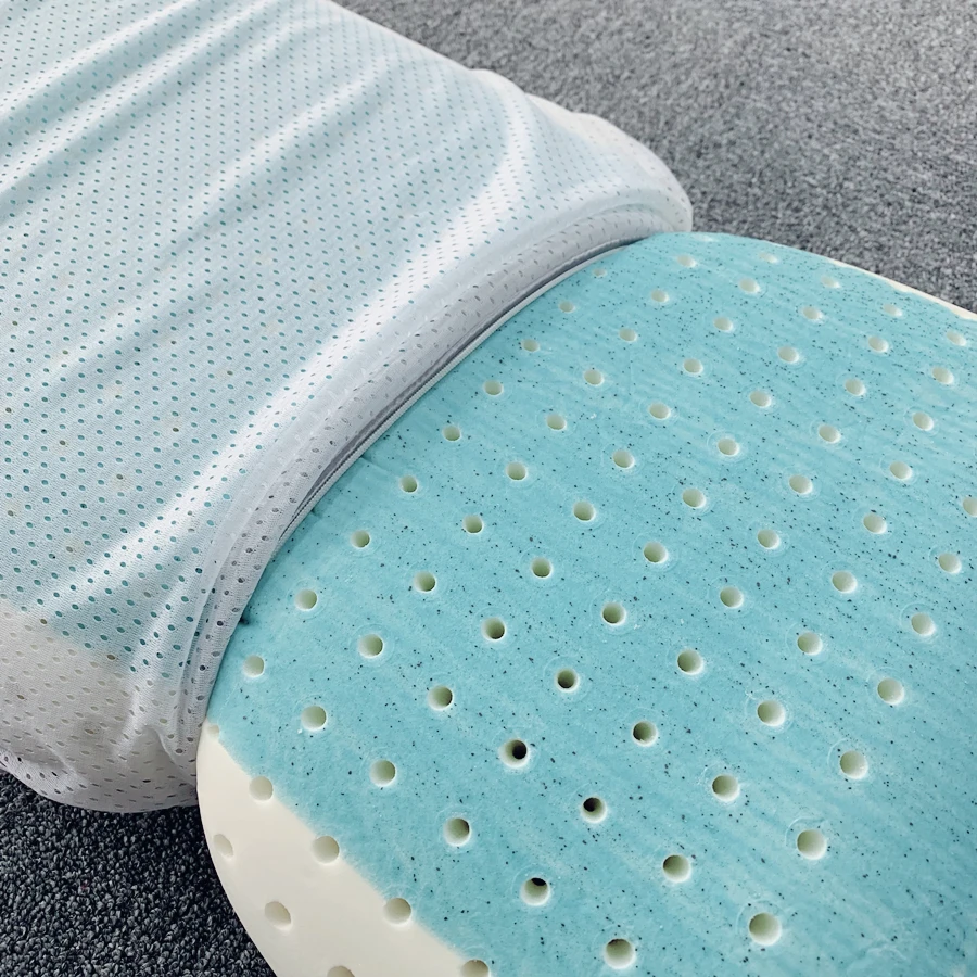 New Design Cool Pcm Coating Breathable Memory Foam Pillows (yfp034