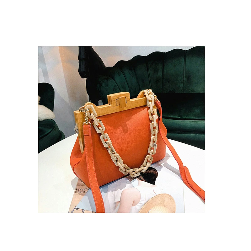 

Wooden Clip Evening Bag Women Luxury Acrylic Chain Handle Bucket Bags Box InsTote Handbag Messenger Bag Crossbody Clutch Banquet