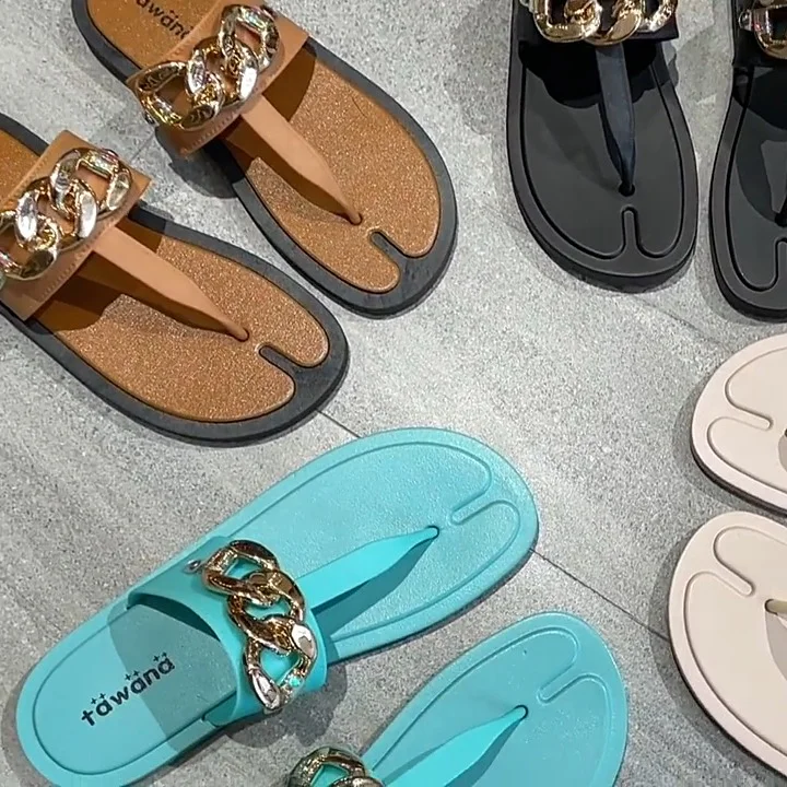 

Wholesale 2021 women's flat shoes new herringbone sandals fashionable women's slippers, Customed