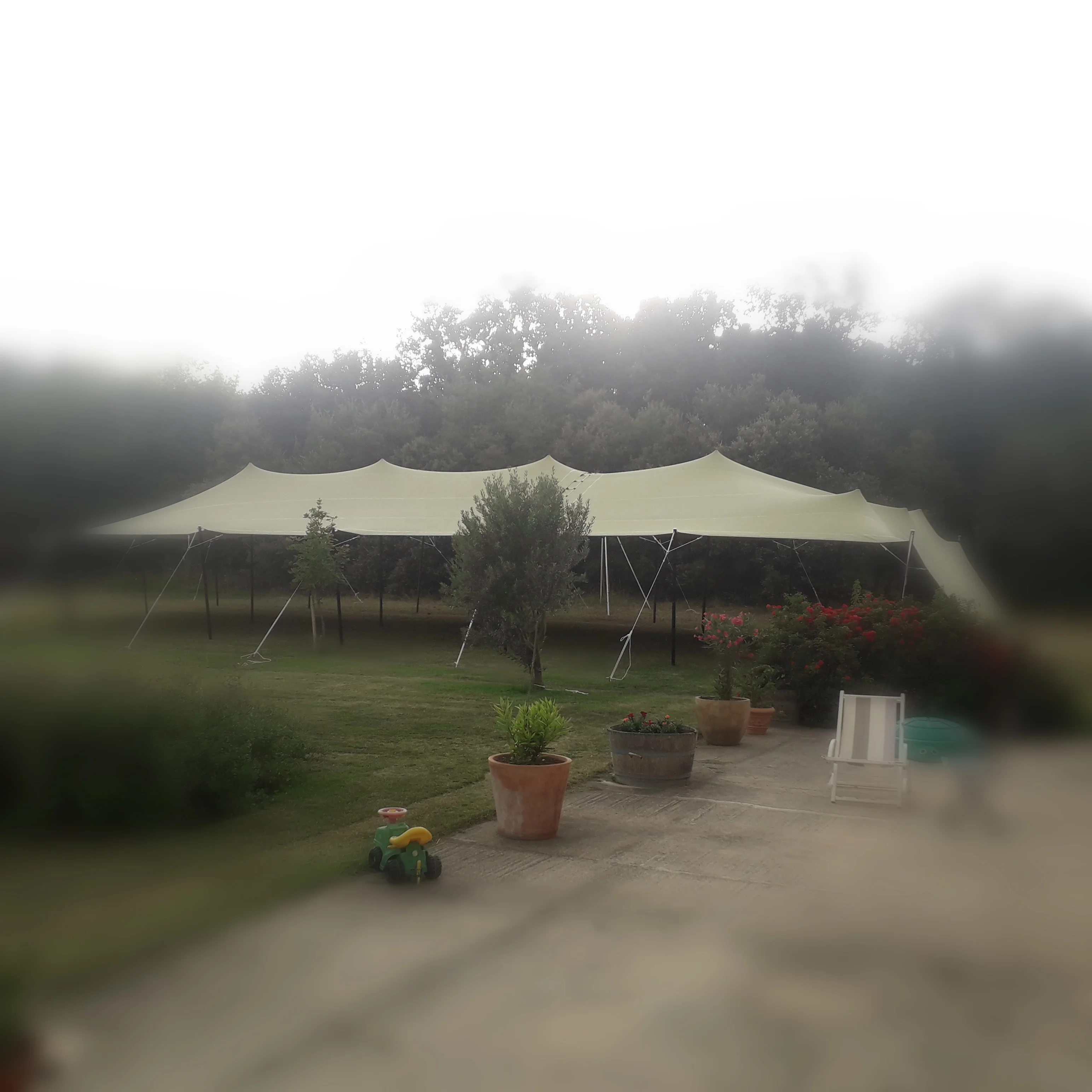 

china Waterproof 750gsm pvc coated fabric wedding party event strong bedouin stretch tent, Popular color
