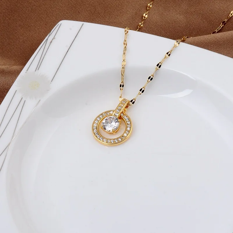 

New personality titanium steel coffee bean chain circle zircon pendant collarbone chain jewelry, Picture shows