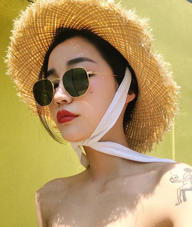 

New European and American small square sunglasses joker street shot colorful sunglasses retro sunglasses for men and women