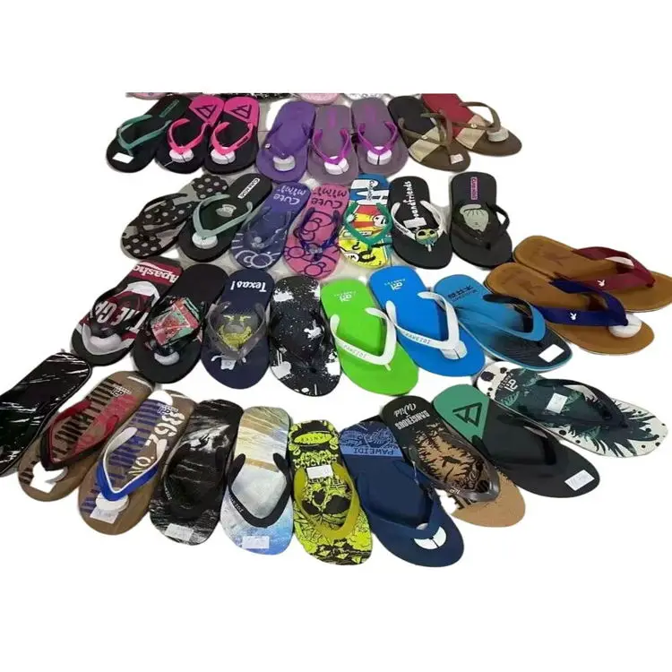 

0.56 Dollar Model KLT002 Size 36-45 Mix Men And women's sandals Slippers