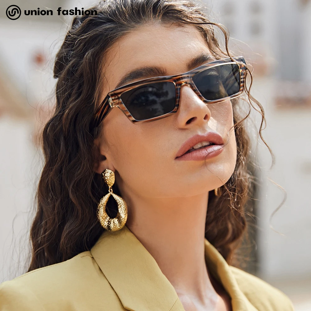 

Wholesale Versatile Lady Shades Eyeglasses Small Square Frame Sunglasses