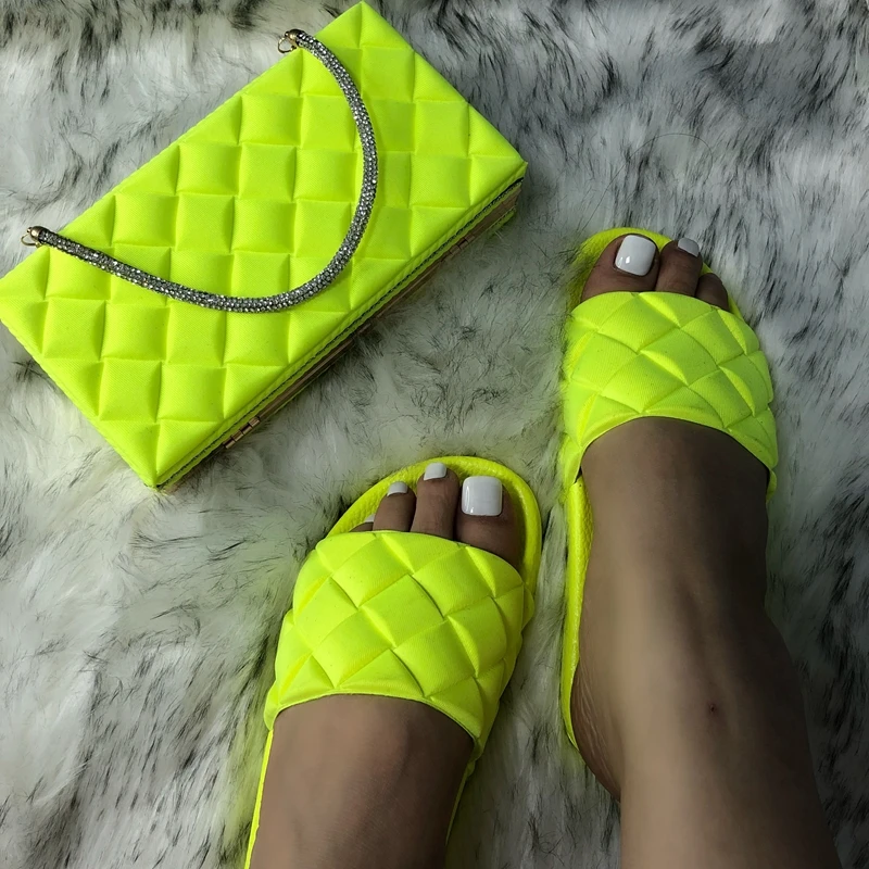 

2021 hot sales women handbags fashion slide sandals for lady dinner handbag wholesales matching bags and slippers ladies, 4 color