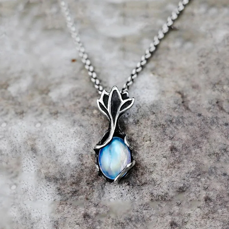 

Wholesale Fashion Vintage Style Moonlight Stone Pendant Necklace Jewelry For Women