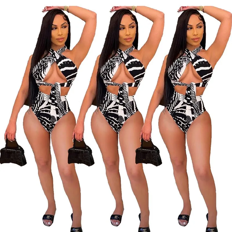 

B35841A 2021 Summer sexy mature woman holiday 2pcs African print bikini swimwear, Picture