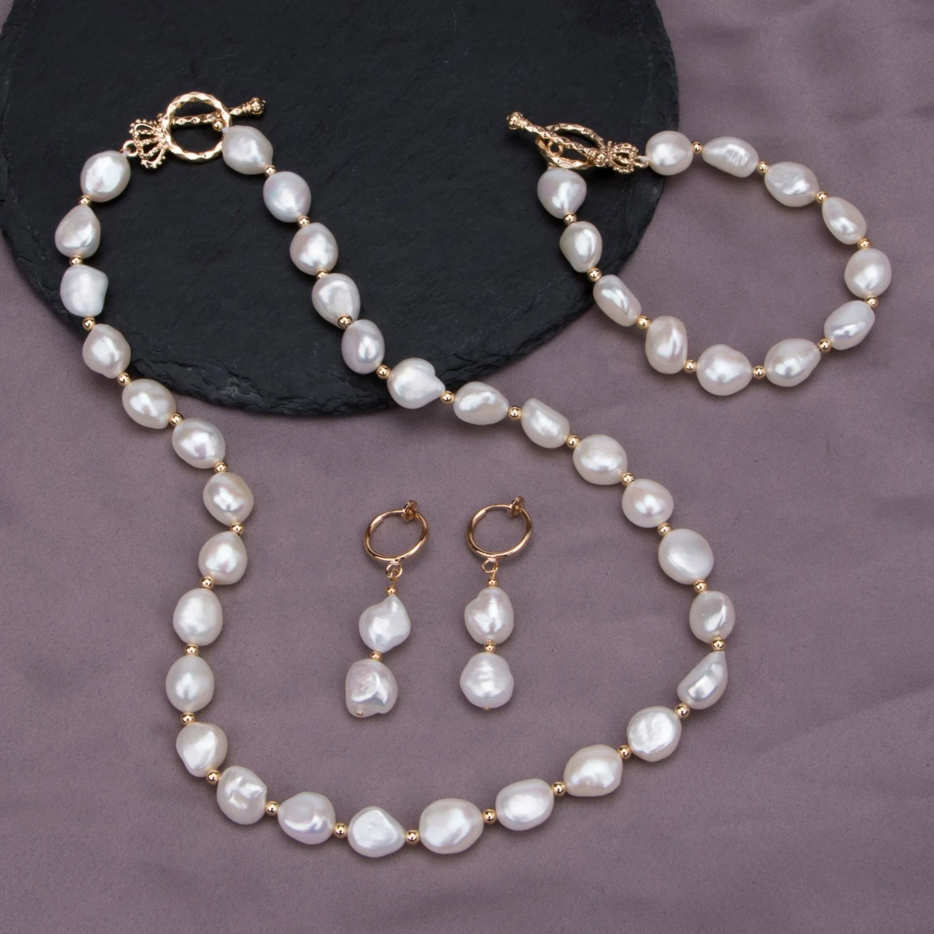 

Fashion 8-9mm natural baroque freshwater pearl bracelet necklace jewelry set, White