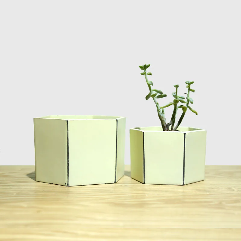 

Yiocai Wholesale Home Indoor Outdoor Decoration Plastic Durable Bulk Flower Pot