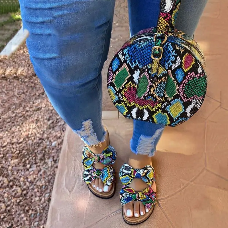

New style Hot selling Colorful Chain ladies handbags PVC Jelly crossbody designer handbags famous brands, Any color