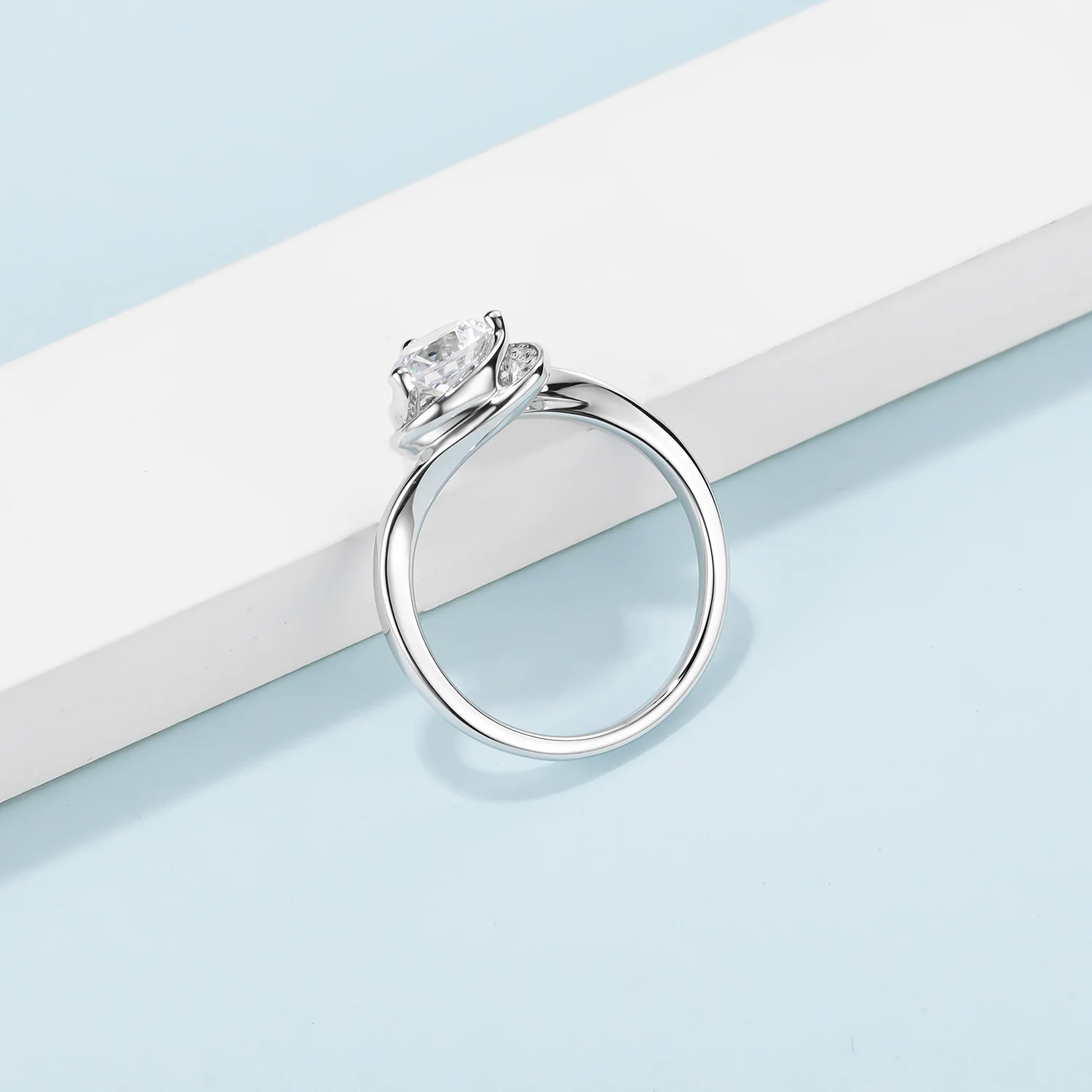 

Made In China 925 Silver Sterling 1ct 6.5mm Heart Shape Women Moissanite Ring