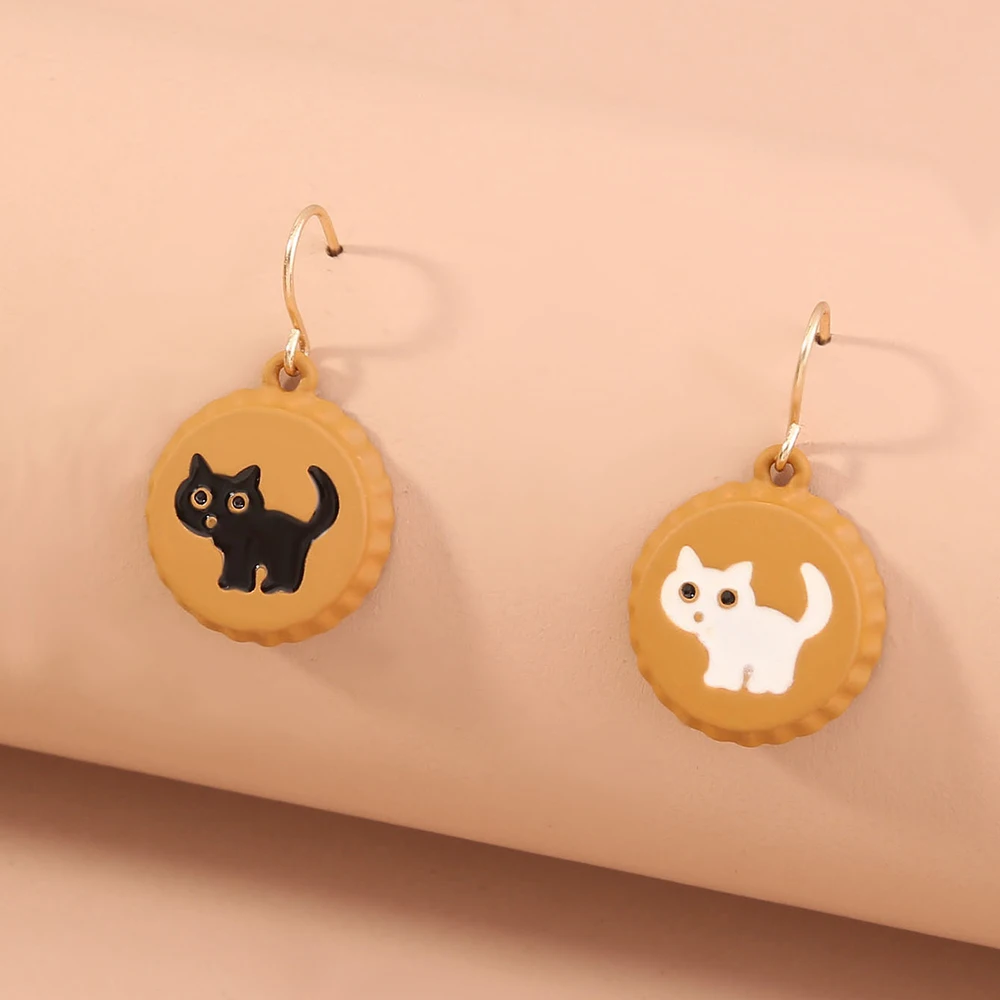 

Cute Beer Cap Matching Kitten Pattern Earhook Earrings Novel Jewelry