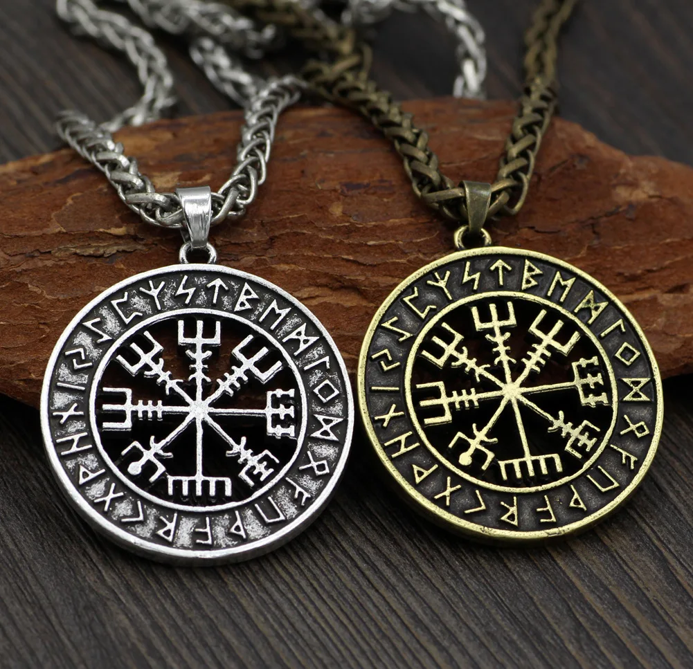 

SC Hot Selling Norse Viking Rune Necklace Trend Geometric Disc Necklace Vintage Style Compass Pendant Necklace