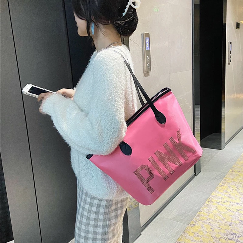 

Wholesale Custom Logo Large Girls Shoulder Handbag Nylon Pink Sport Duffel Bag Women